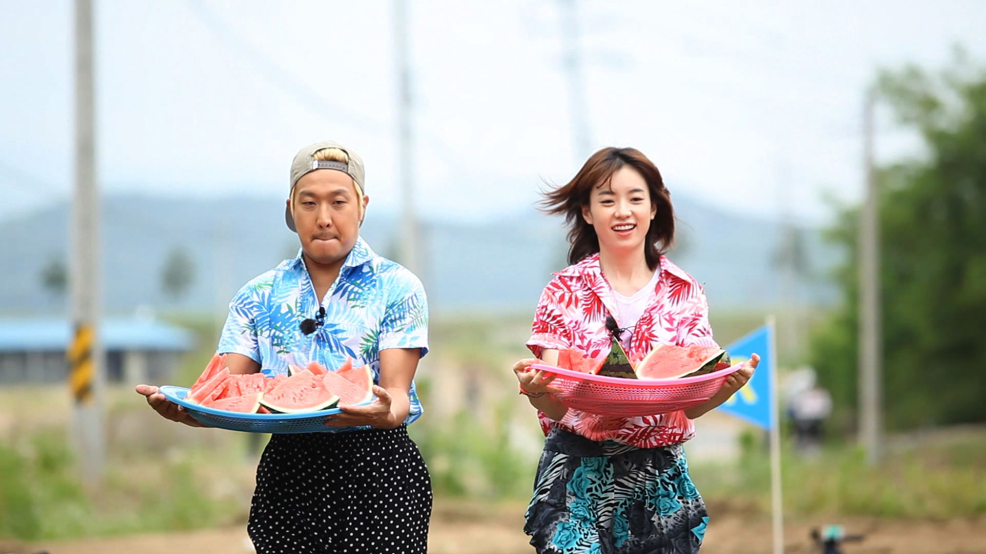 28】郑宇成 韩孝珠 俊昊出演《running man》 享受夏日度假 上演爆笑